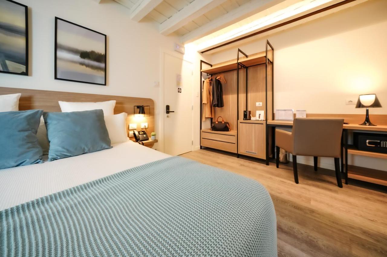 Bergamo Inn 15 المظهر الخارجي الصورة A room at the hotel